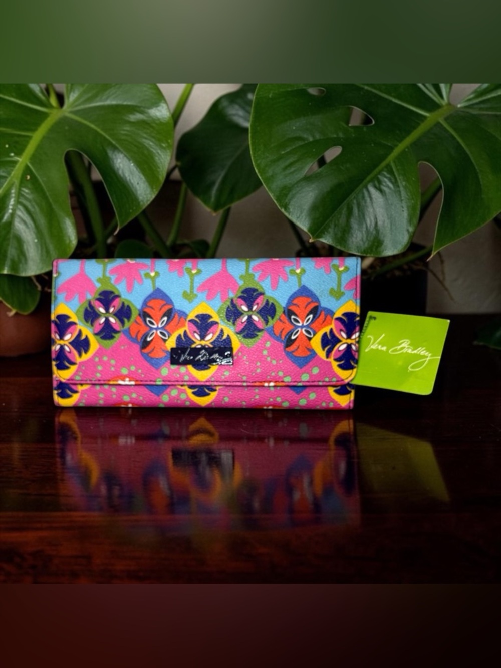 π©·πVERA BRADLEYπ©·πTrifold Wallet in Rio Stripe/NWT